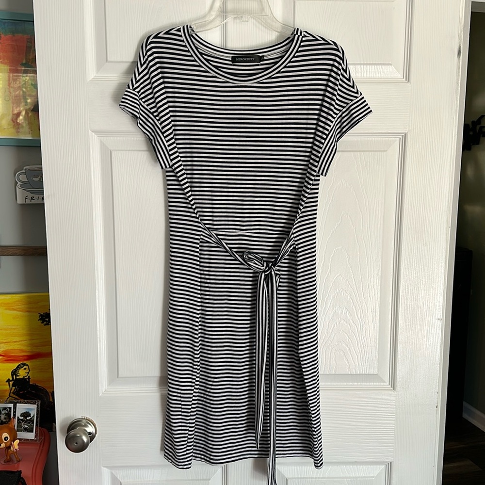 Casual navy stripped dress